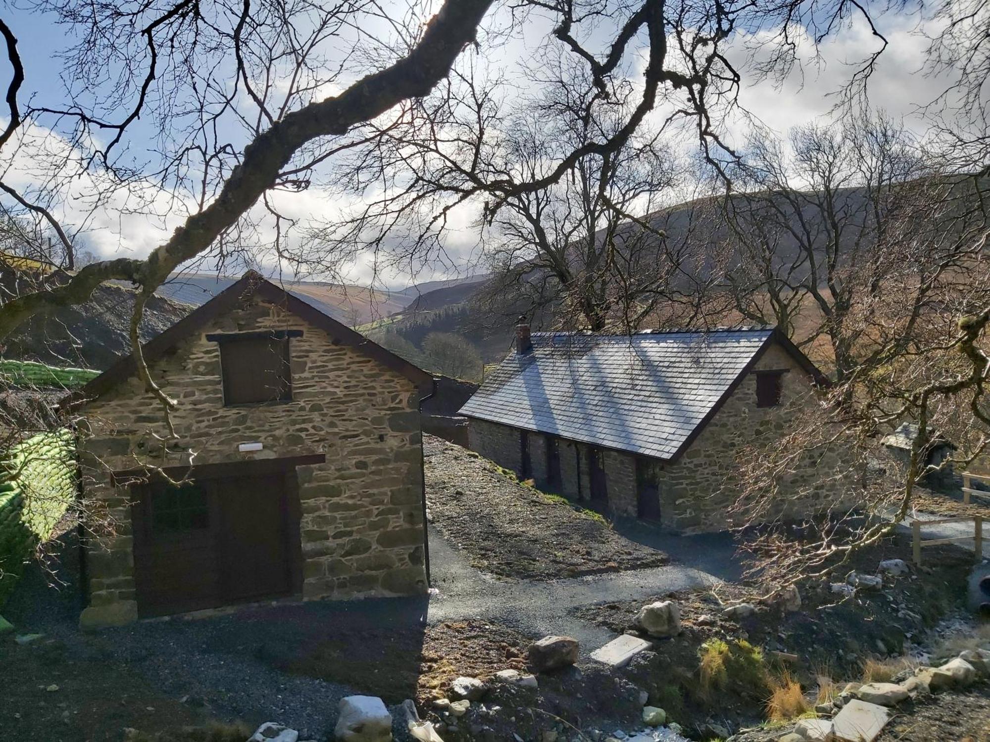 Cwm Clyd Longhouse *